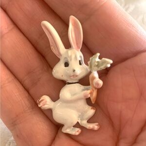 Vintage Bunny Rabbit Pin